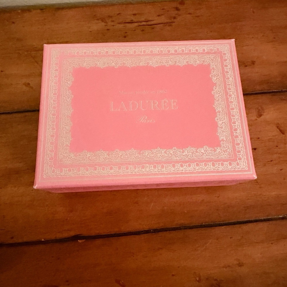 Laduree PINK Box Paris Macaron‎ Box, Fancy, Trinket, Empty Box